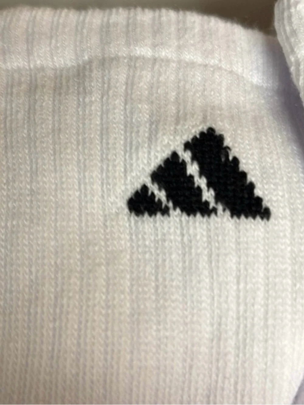 New Adidas Socks Men’s 6 Pair White Cushioned Crew Sock Active Casual Athletic